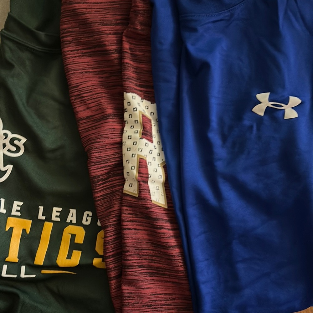 Mens 2XL shirts Oakland As, 49ers, blue underarmour